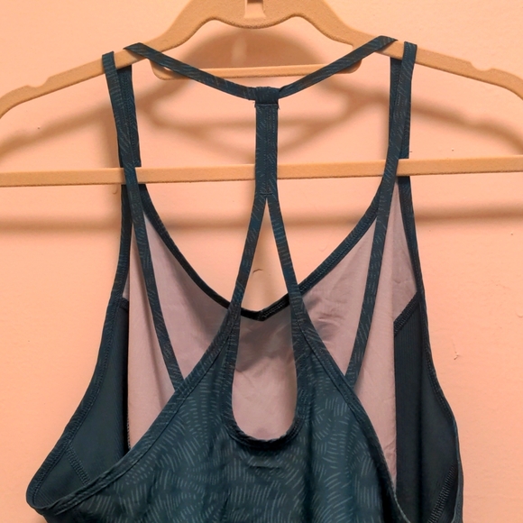 Tek Gear Workout Tank - Picture 2 of 4